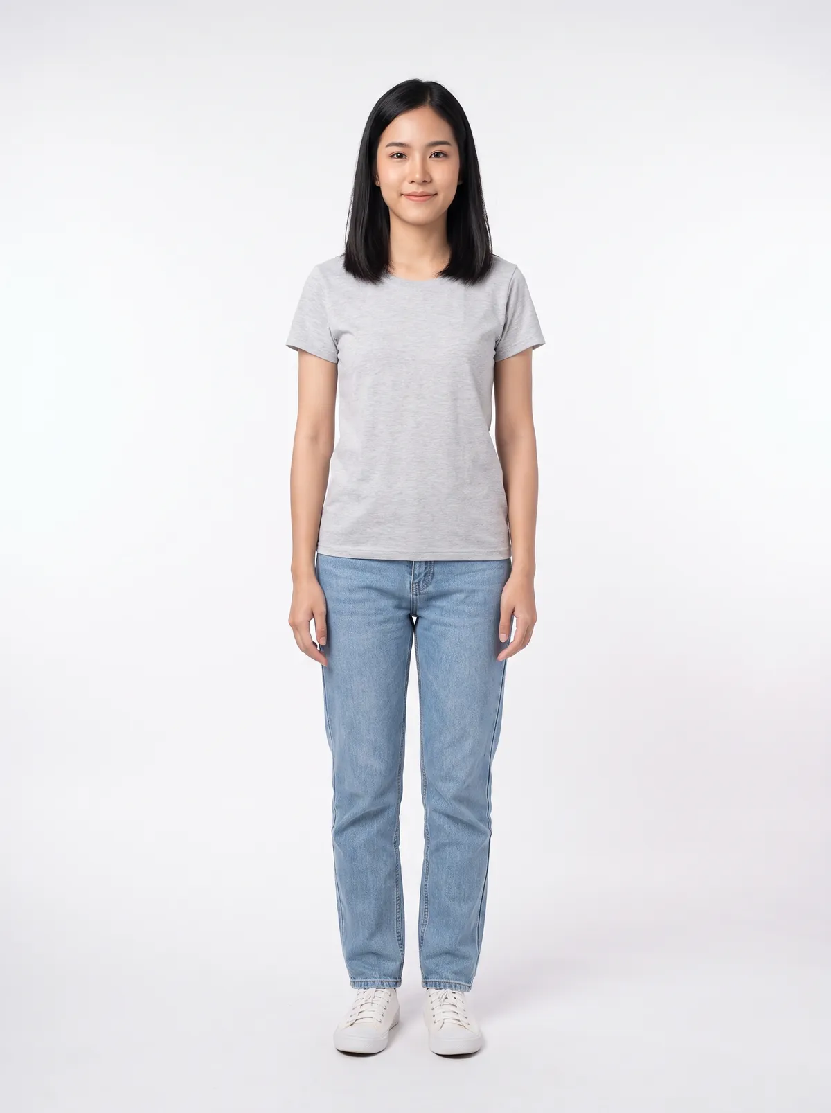 A shopper in a grey t-shirt and jeans